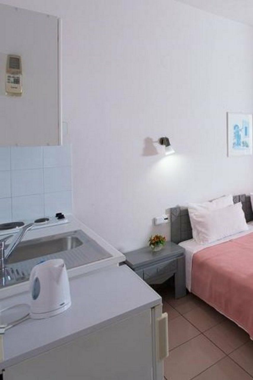 Scala Hotel-Apartments Agia Pelagia Eksteriør bilde